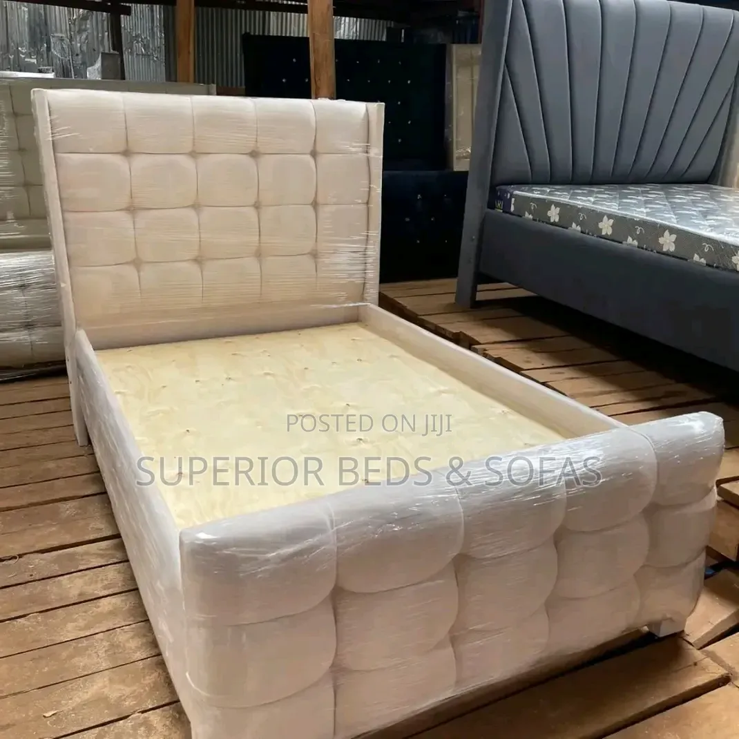 Modern Cozy Chester Bed Size 5 X 6