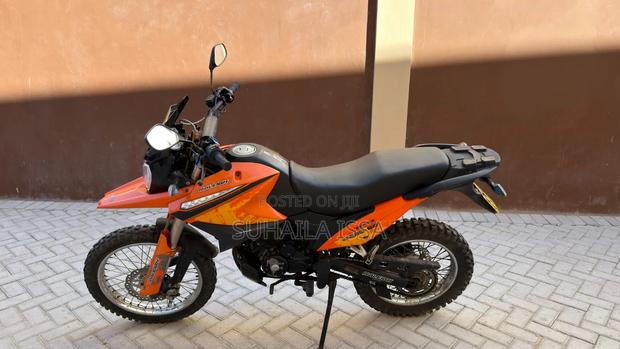 Yamaha DT125 2025 Orange