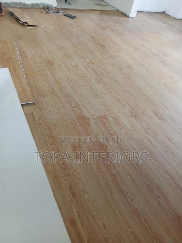 Interlocking SPC Floor Laminate Waterproof Flooring Tile Carpets