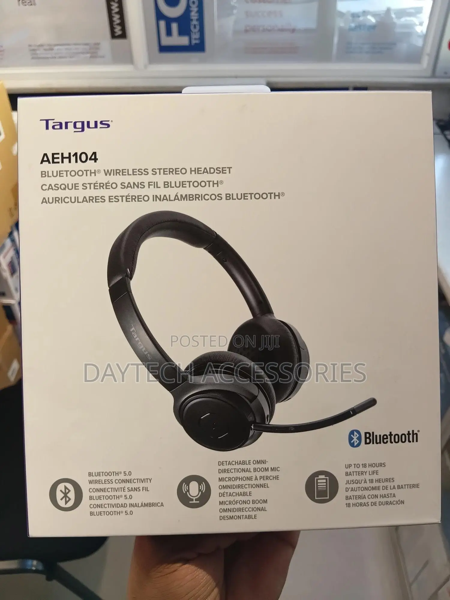 Targus Wireless Bluetooth Stereo Headset Aeh104 - Black