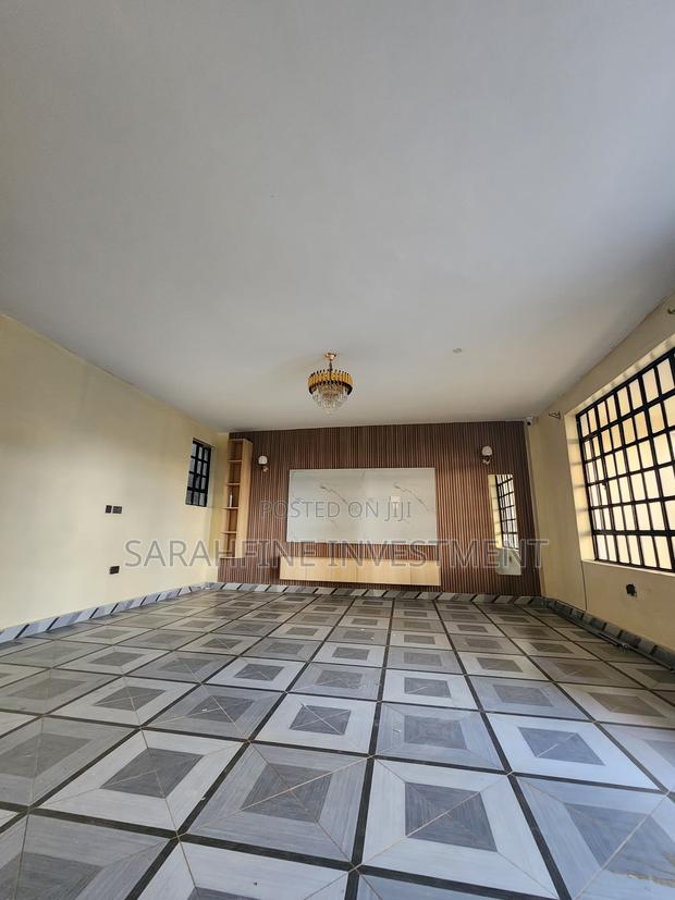 5bdrm House in Alpha, Utawala for rent - thumbnail 3