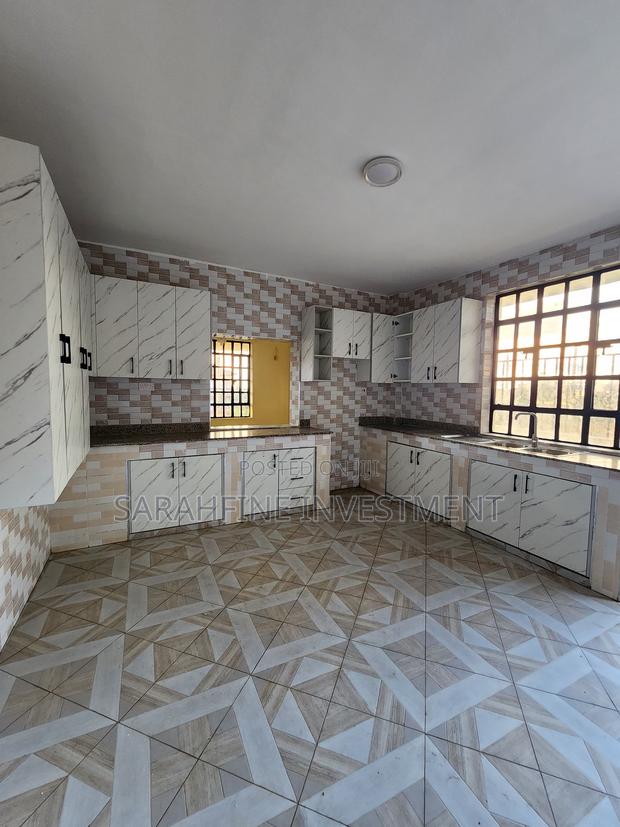 5bdrm House in Alpha, Utawala for rent - thumbnail 7