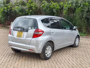 Honda Fit 2011 Silver