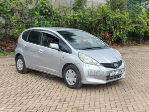 Honda Fit 2011 Silver