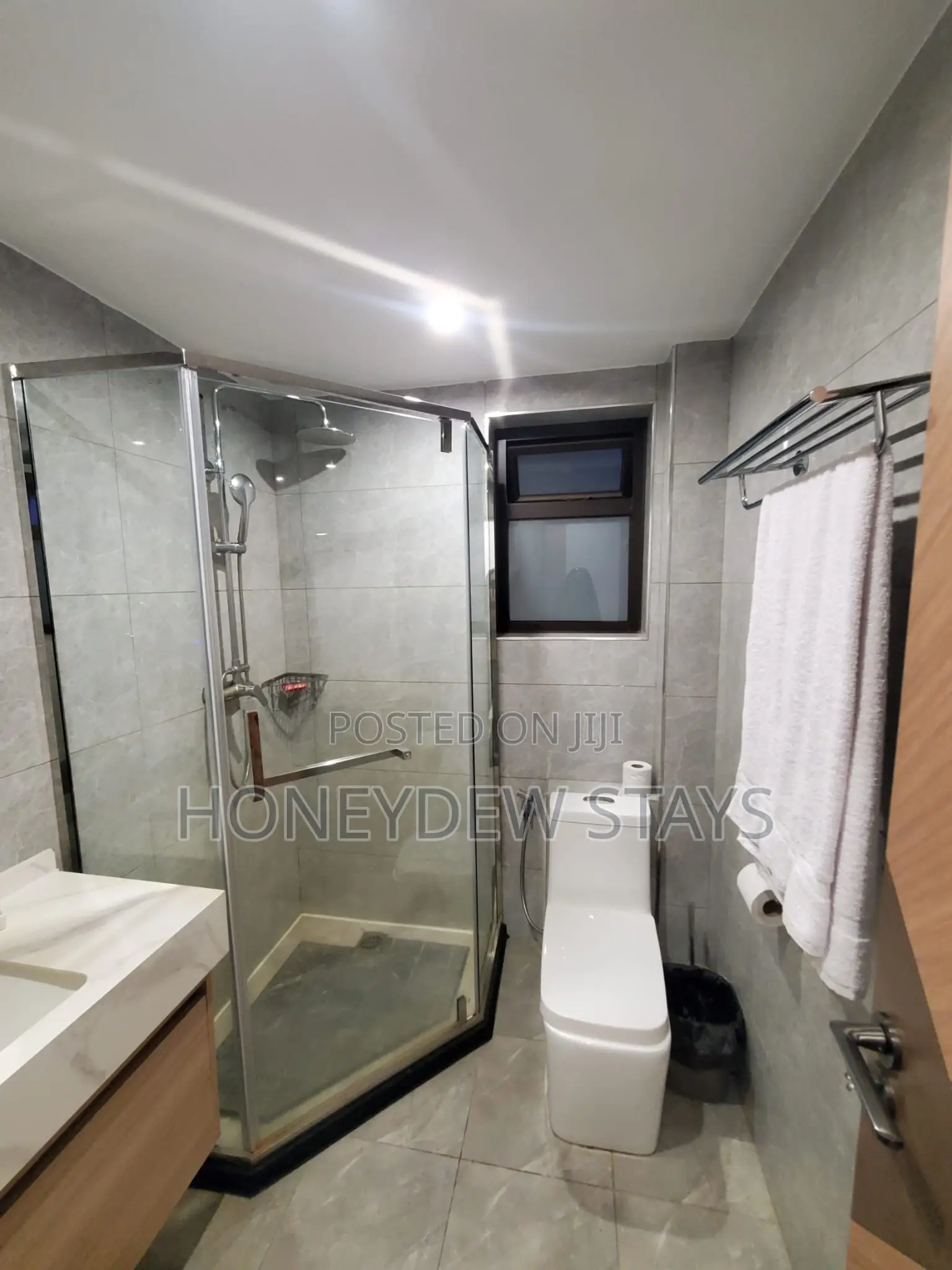 2br Fully Furnished 2br Apartment (Airbnb) at 108 Riverside Drive
