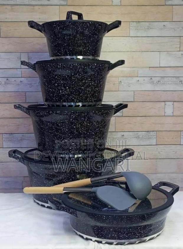 Colour Black Bosch Cookwares 12pcs