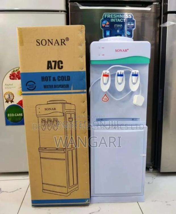 Colour White Quality. Sonar A7c Dispenser. Stand Alone