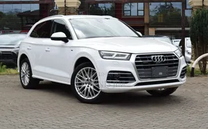 Audi Q5 2.0T Premium AWD quattro 2018 White