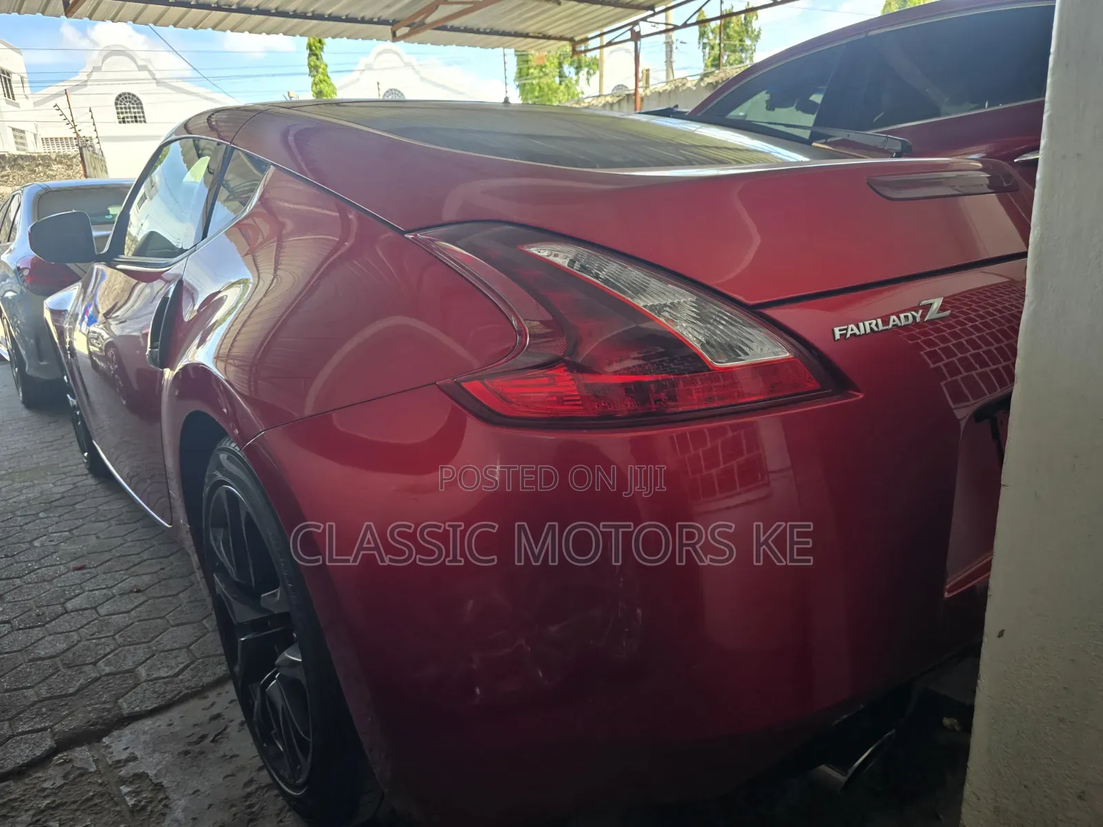 Nissan Fairlady 2019 Red