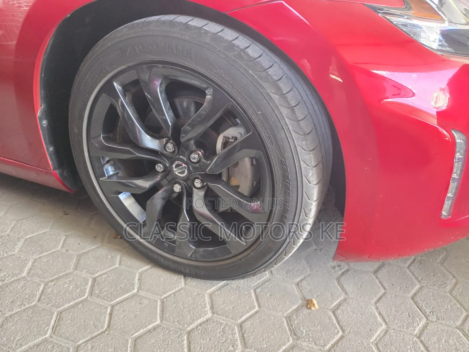 Nissan Fairlady 2019 Red