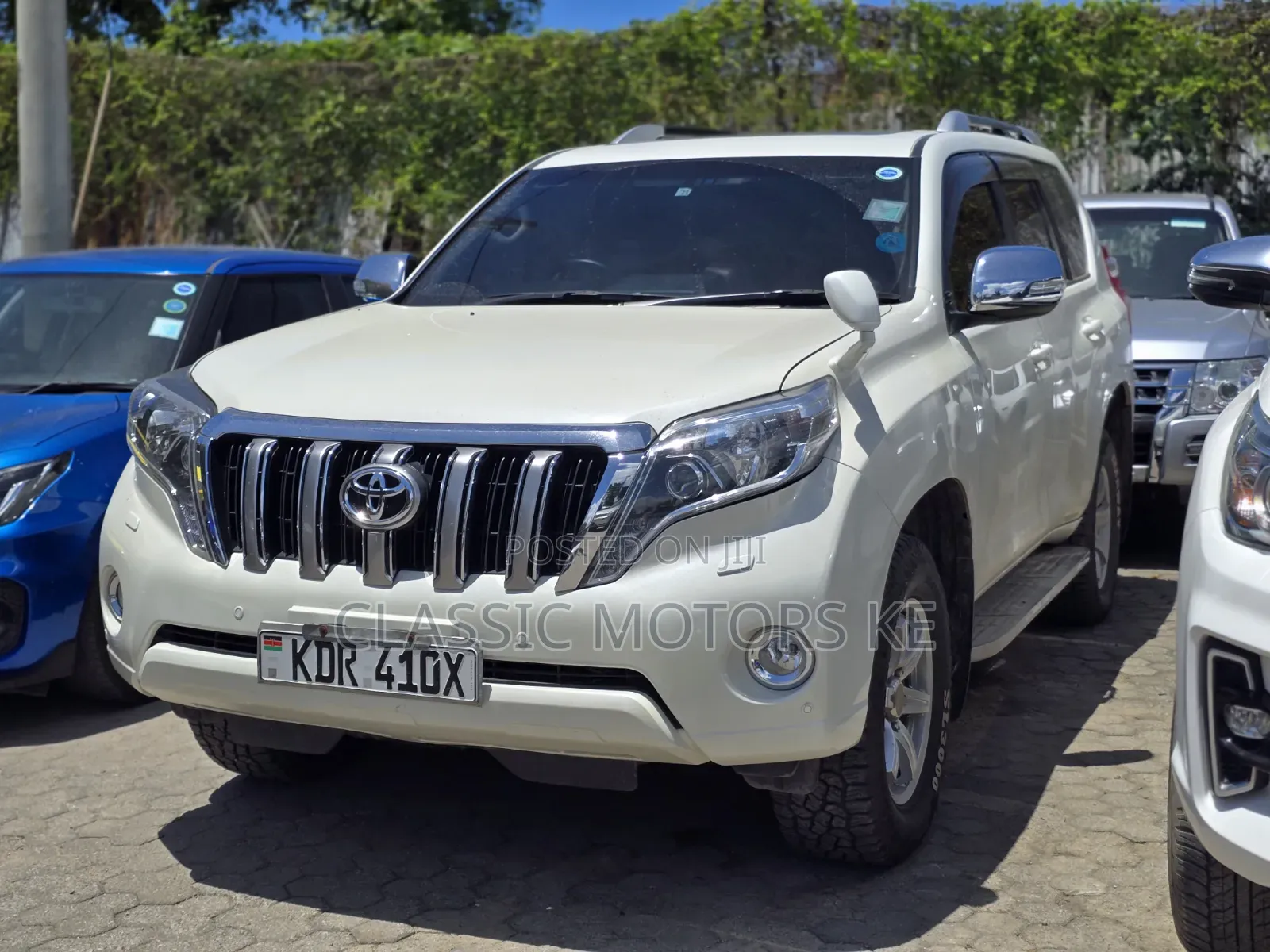 Toyota Land Cruiser Prado 2.8 2017 White