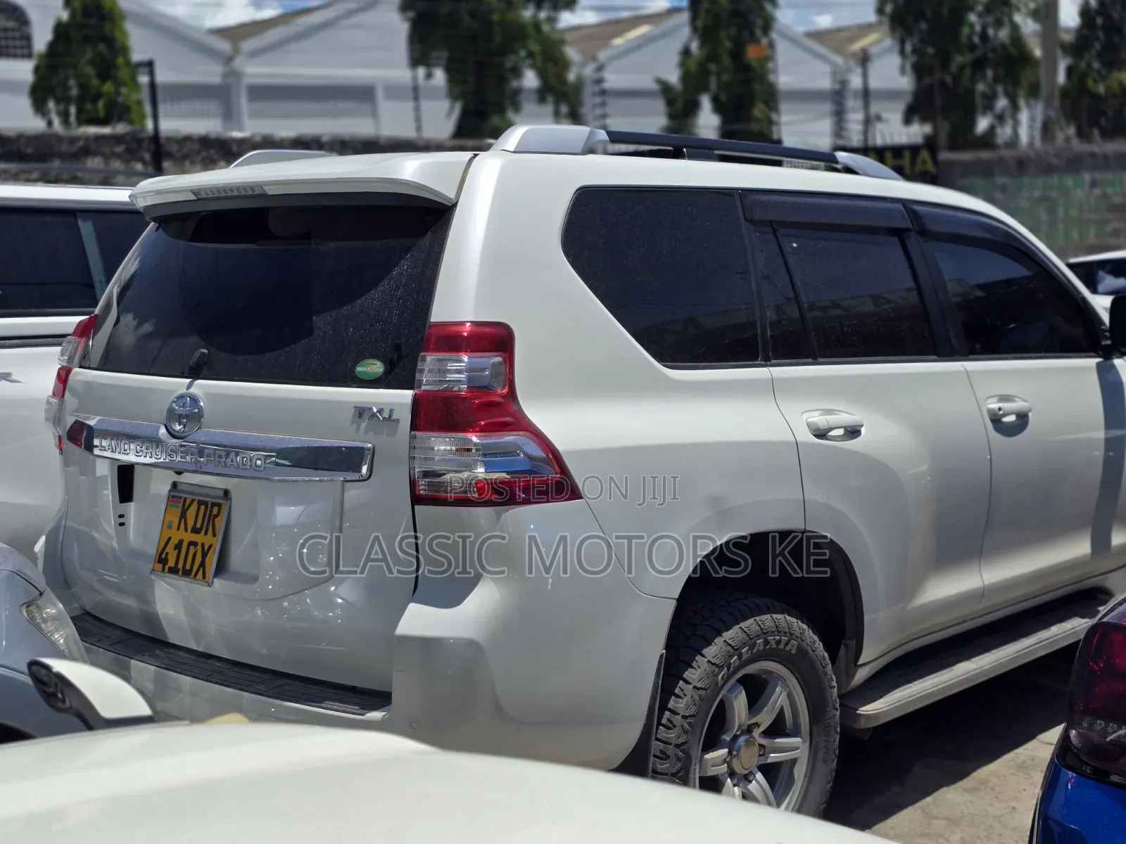 Toyota Land Cruiser Prado 2.8 2017 White
