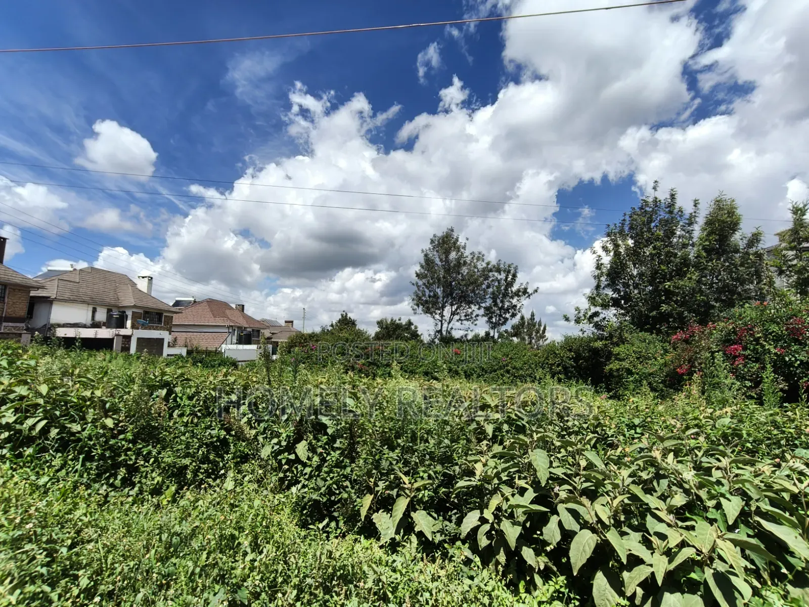 Red Soil Quarter Acre Corner Plot for Sale in Kerarapon Drive