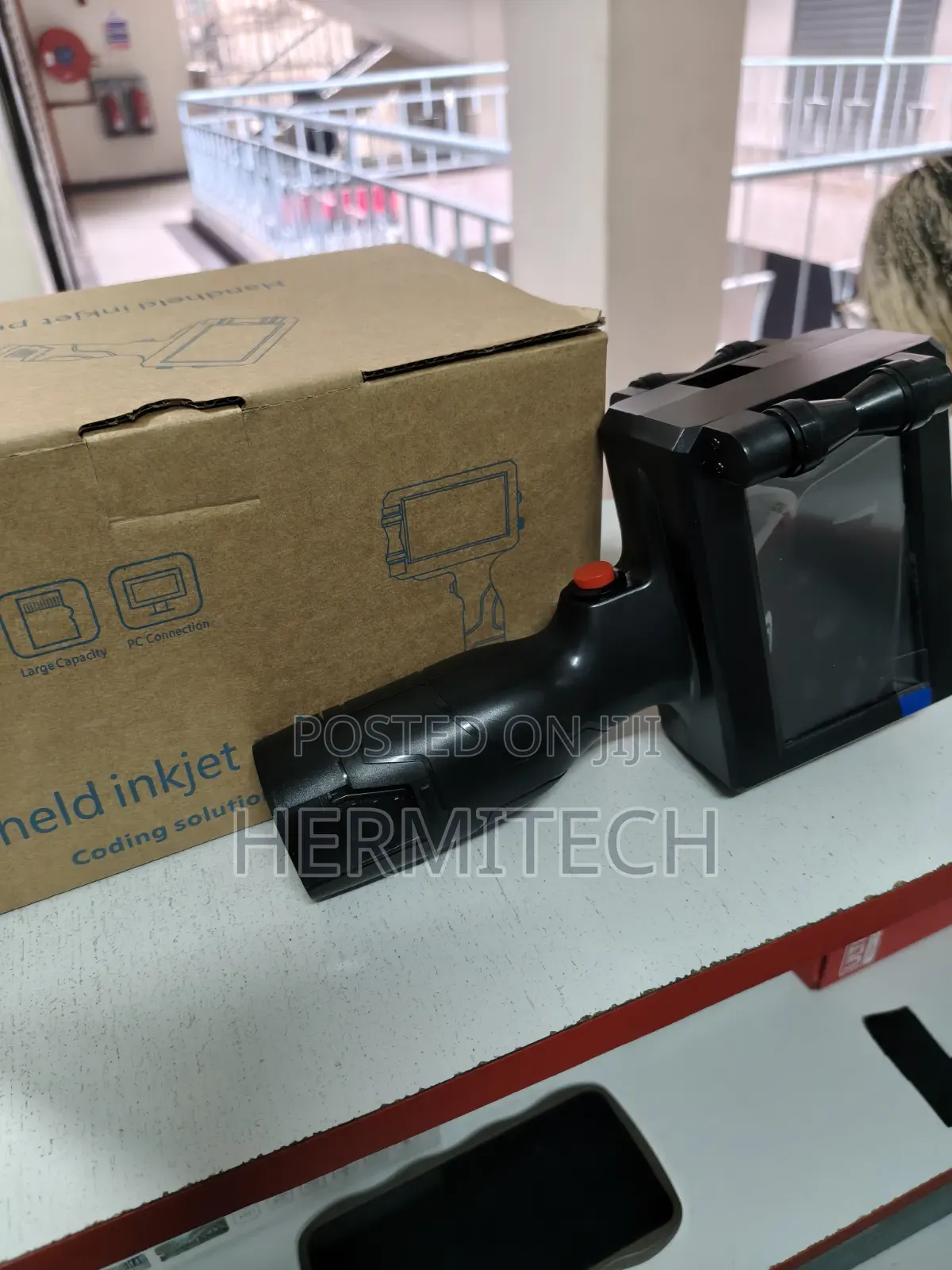 Handheld Coding Inkjet Printer 100% Clear Permanent Prints