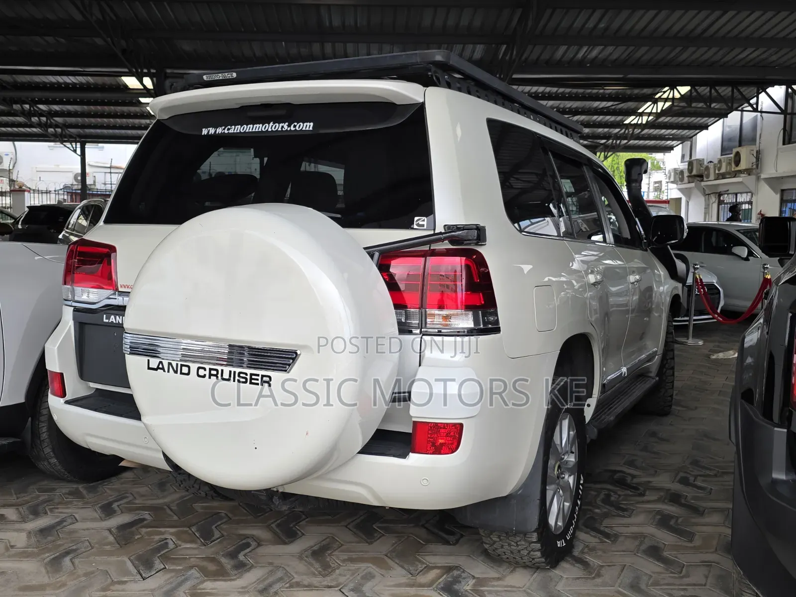 Toyota Land Cruiser 4.5 V8 VXR 2018 White