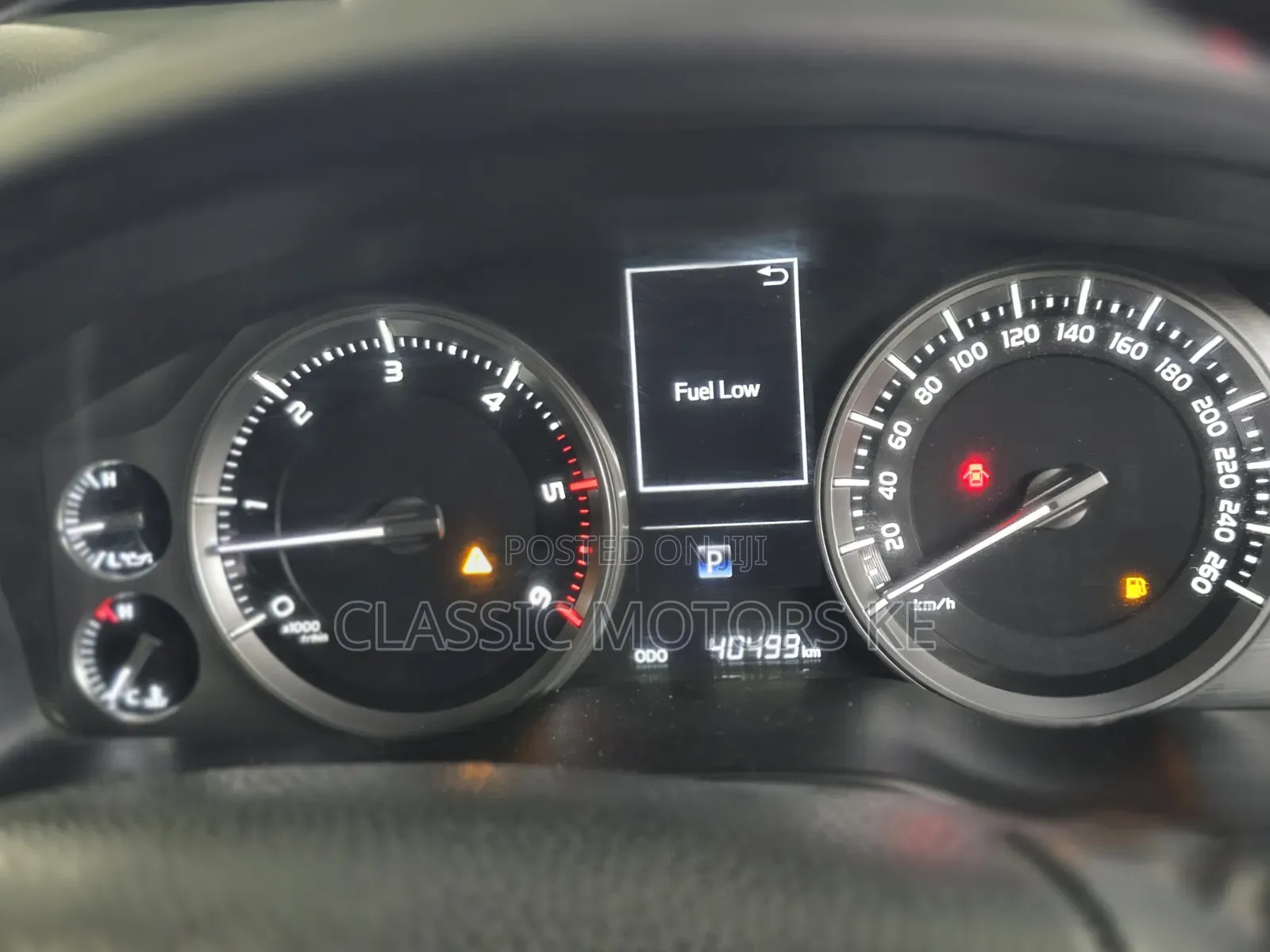 Toyota Land Cruiser 4.5 V8 VXR 2018 White