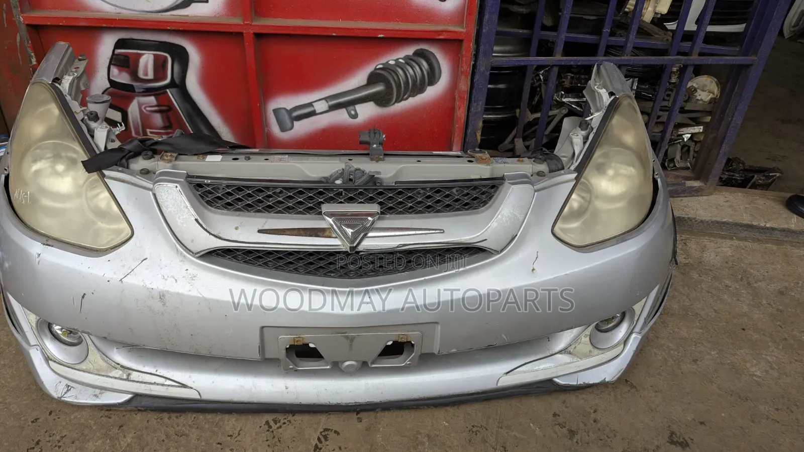 Toyota Caldina Nosecut