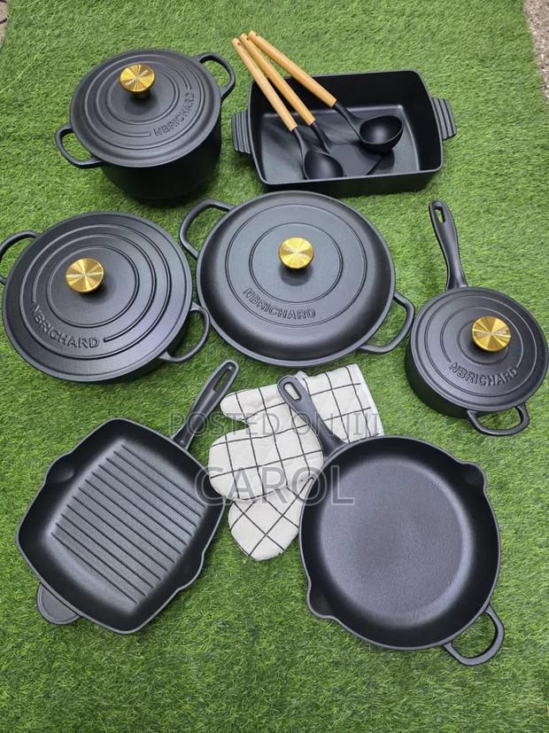 12 PCS Cash Iron Cookware