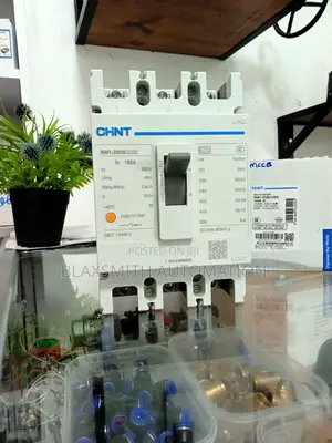 160a McCb 3pole Chint