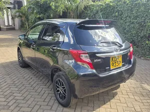 Toyota Vitz 2015 Black