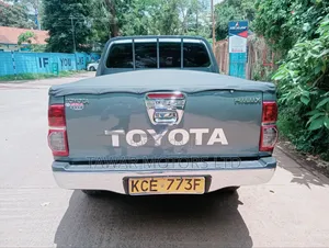 Toyota Hilux 2008 Silver