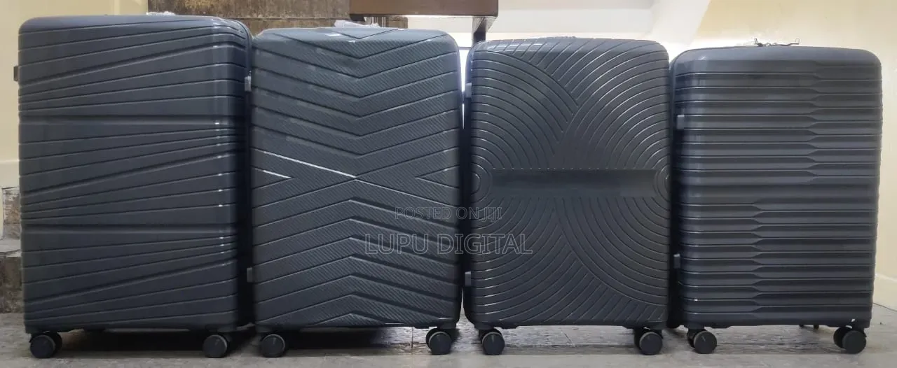 Premium Waterproof Scratch-Resistant Unbreakable Luggage With Pinlock