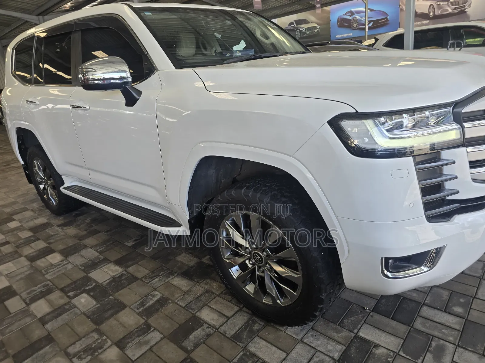 Toyota Land Cruiser 2024 Pearl