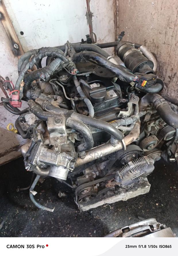 Nissan Navara Yd25 Complete Engine - thumbnail 2