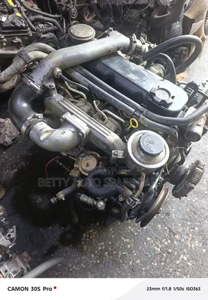 Nissan Caravan /Hardbody/Navara