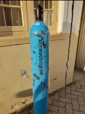 Complete Nitrous Gas Cylinder With Regulator and Key
