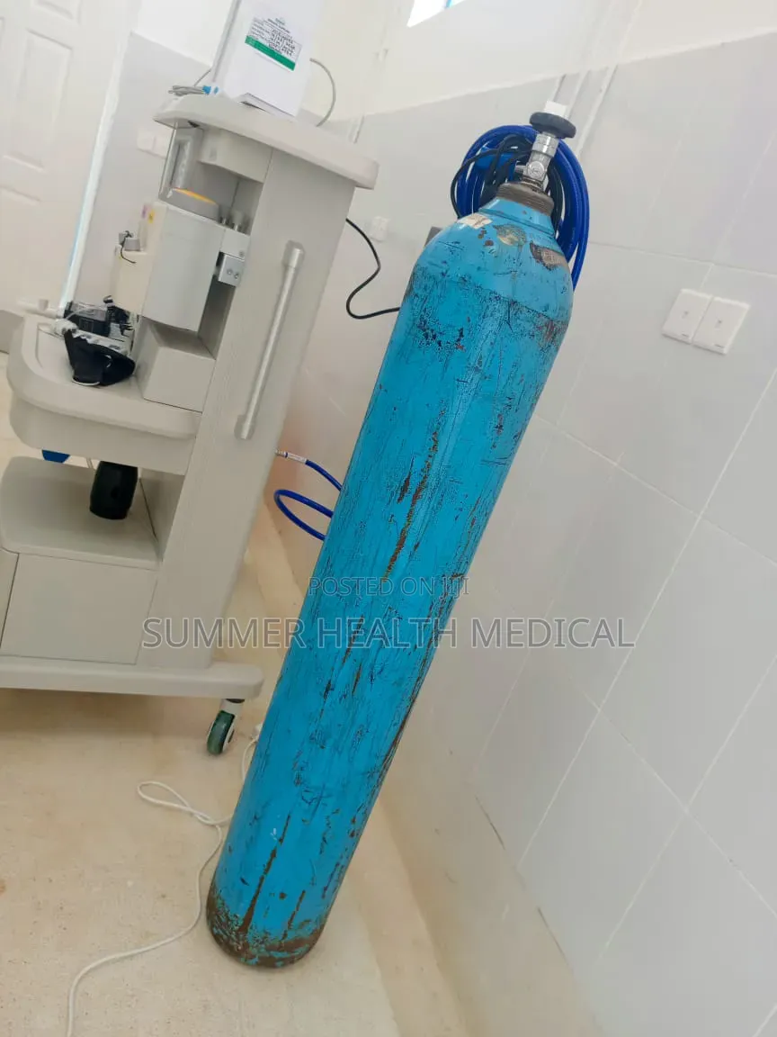 Complete Nitrous Gas Cylinder With Regulator and Key