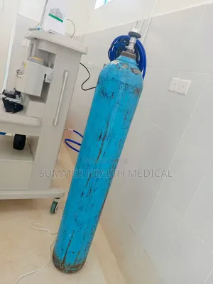 Complete Nitrous Gas Cylinder With Regulator and Key
