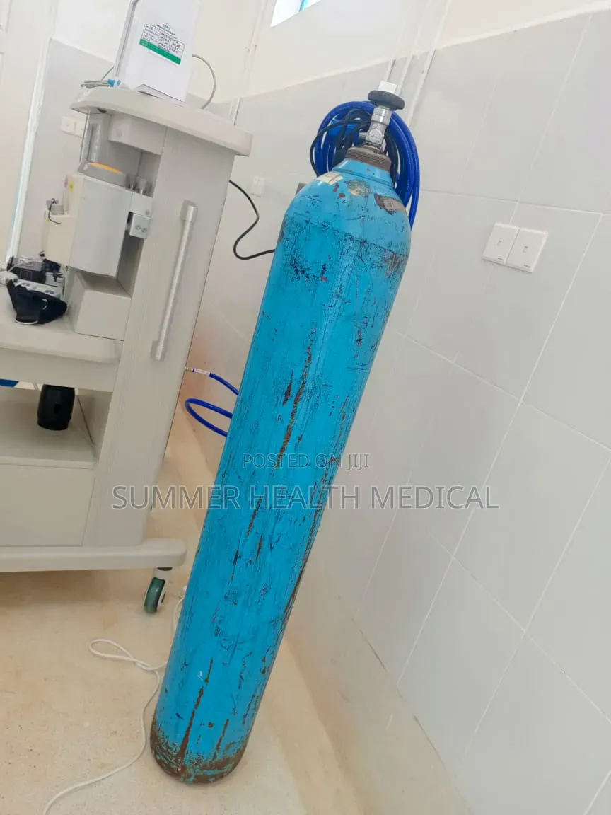 Complete Nitrous Gas Cylinder With Regulator and Key