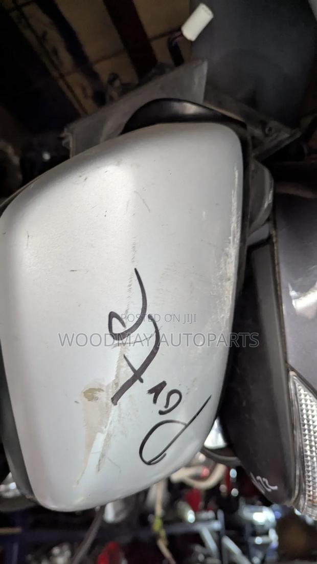 Toyota Porte Sidemirror - thumbnail 2