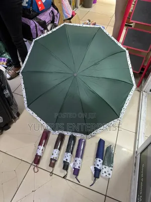 Quality Foldable Portable Big Umbrellas at 450 Only