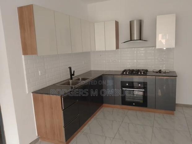 1bdrm Apartment in Valley Arcade for rent