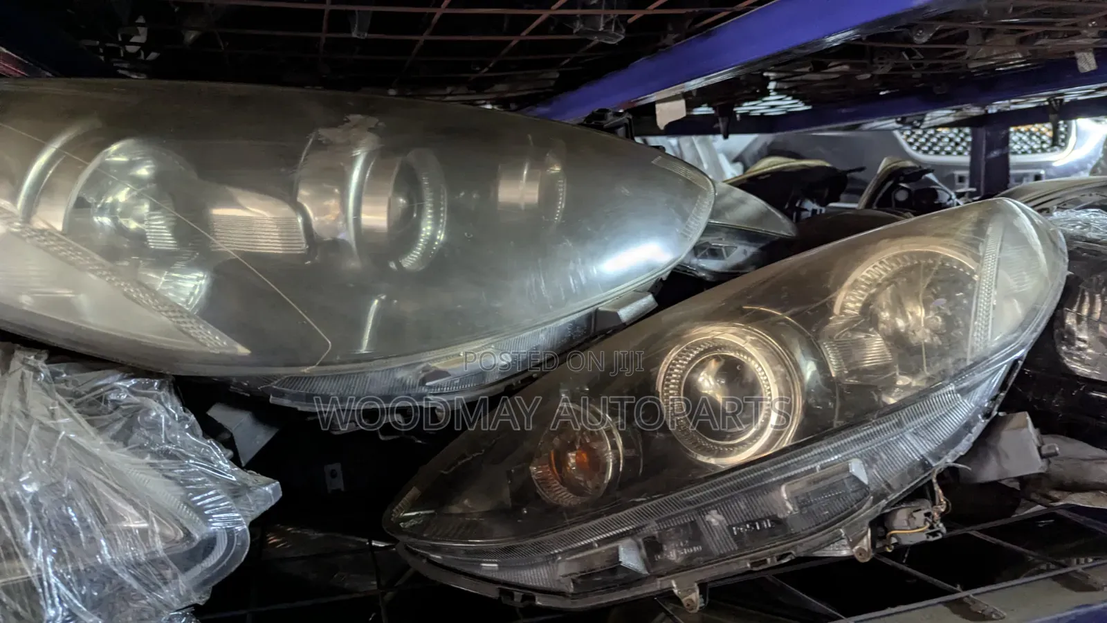 Mazda Demio Headlight