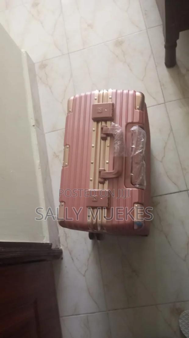 Travelling Bags - thumbnail 5
