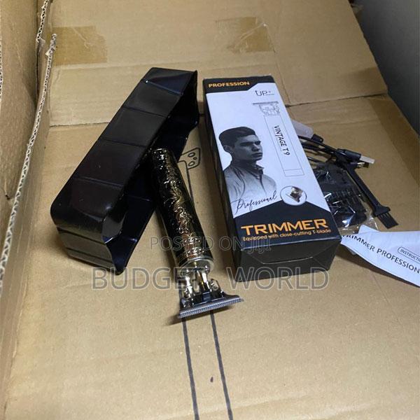 T9 Hair Trimmer – Portable Grooming Machine for Men
