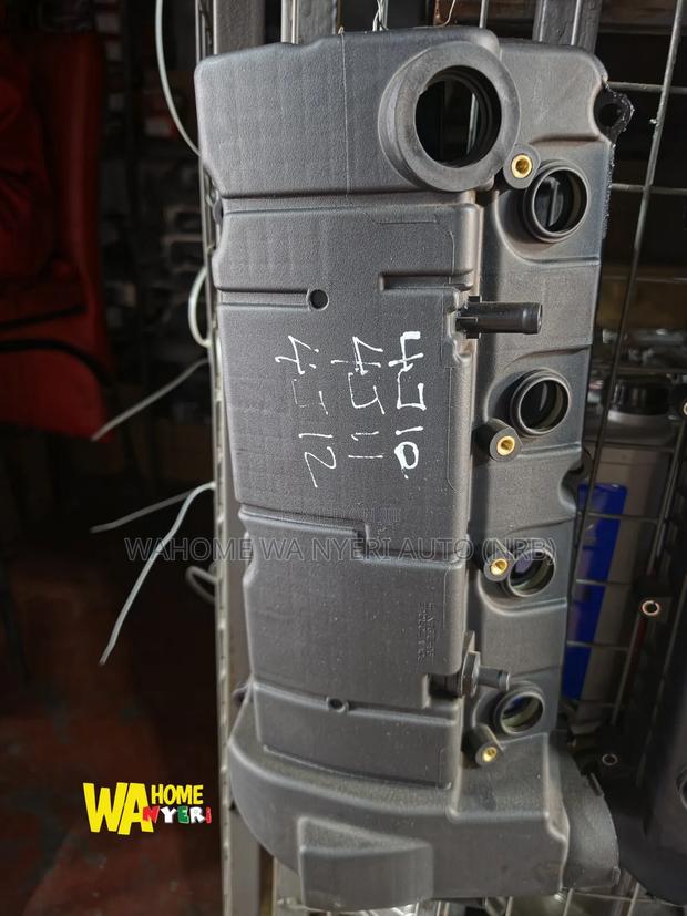 4j10 Engine Top Cover - main view
