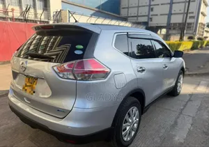 Nissan X-Trail 2016 Silver