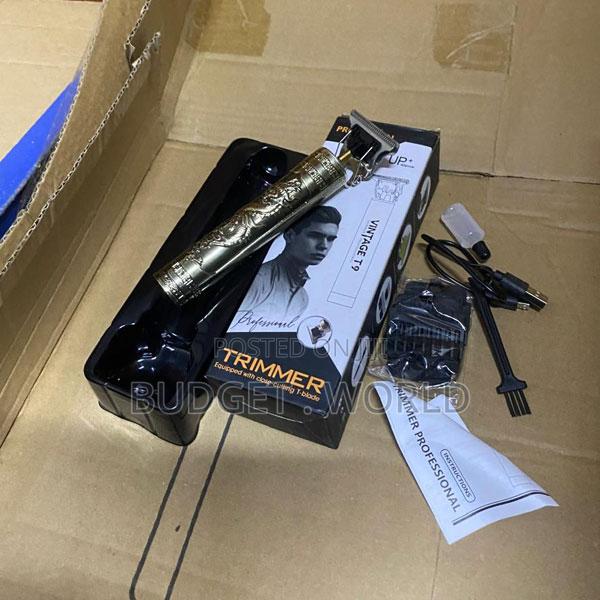 T9 Hair Clipper – Compact Professional Barber Trimmer