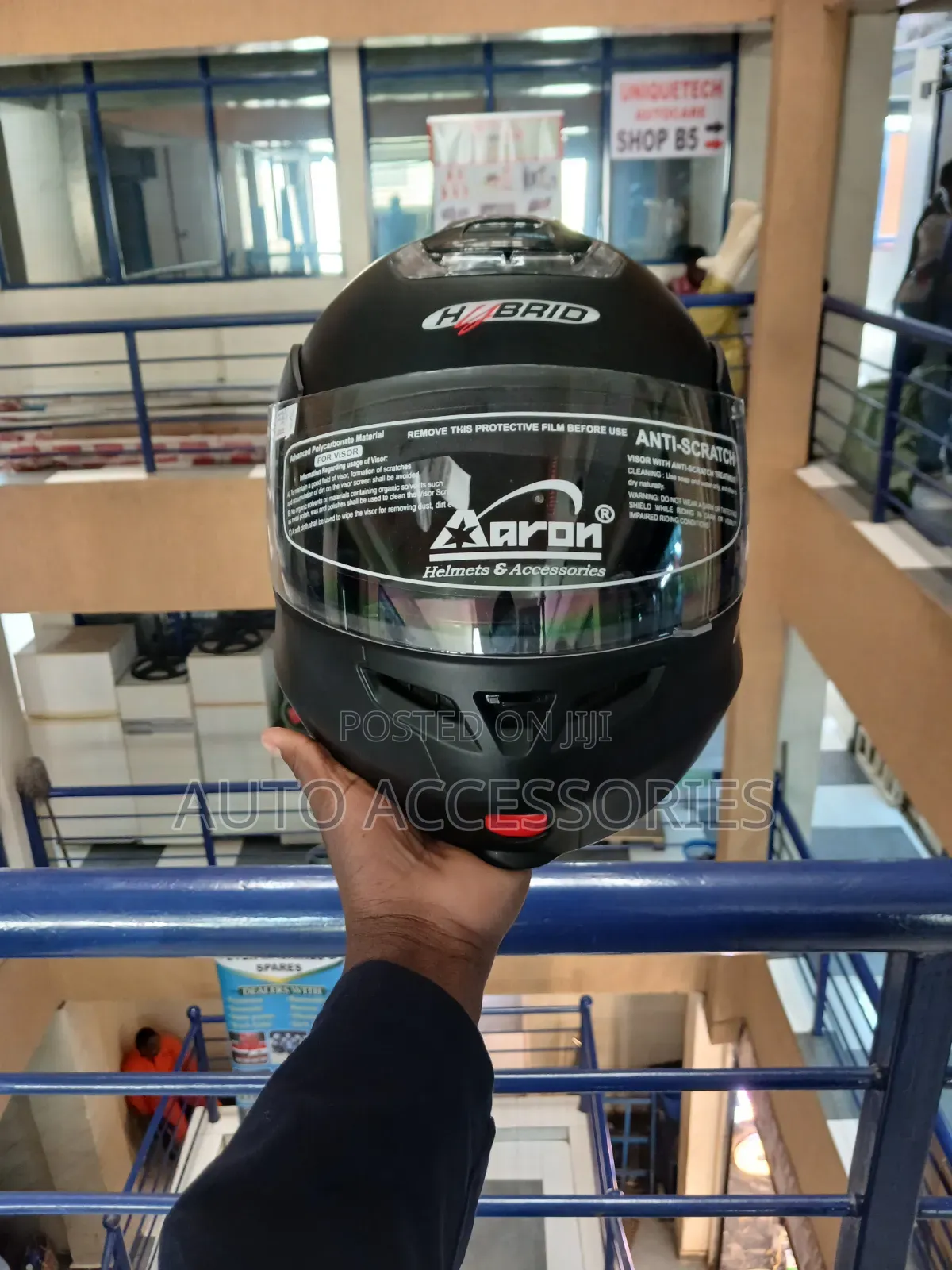 Hybrid Aaron Full Face Motorcycle Helmet – Anti-Scratch Visor, Durable