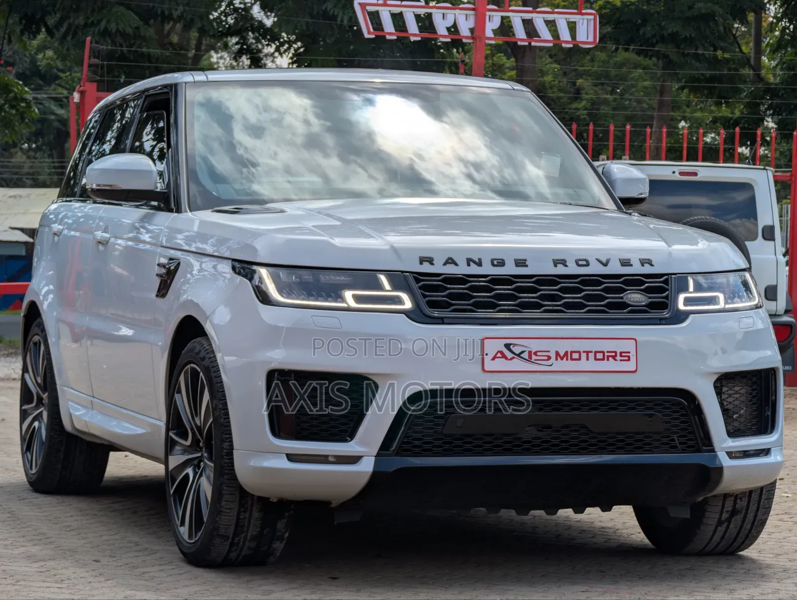 Land Rover Range Rover Sport HSE 2018 White