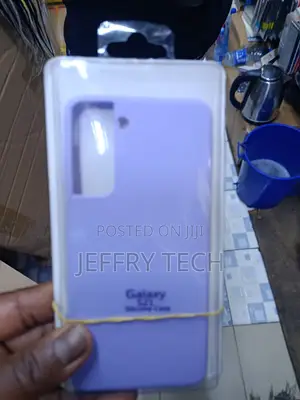 Purple Liquid Silicone Casedesigned for the Samsung Galaxy S21 Series