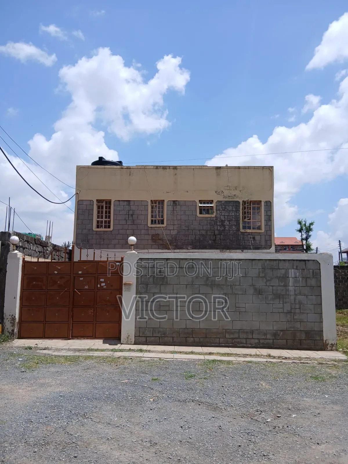 1bdrm Block of Flats in Airport Gateview, Junction/Benedicta for sale