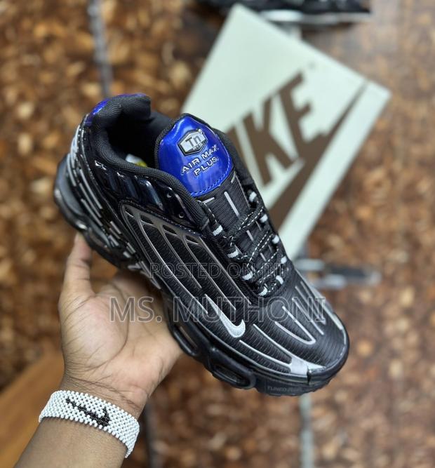 Brand New Nike Air Max Plus 3 Tn Black and Silver Size 40-45 - thumbnail 2