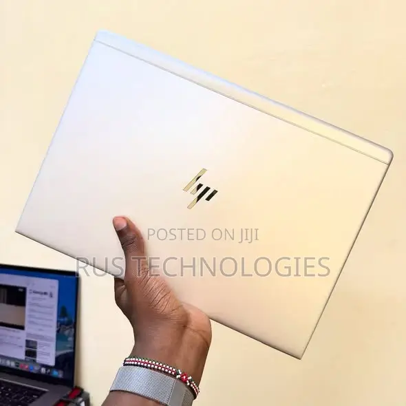 Laptop HP EliteBook 745 G6 8GB AMD Ryzen 5 SSD 256GB