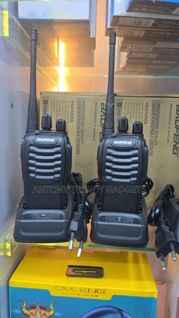 Pair of Baofeng Bf-888s Walkie-Talkies, B888s Walkie-Talkie.