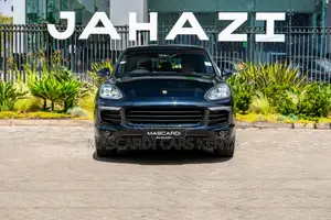 Porsche Cayenne 2016 Blue